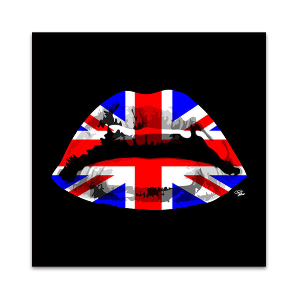 England Kiss Wall Art Print