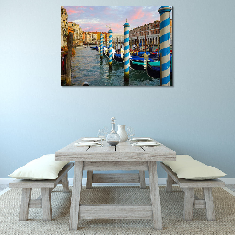 Italy Venice Canal Wall Print on the wall