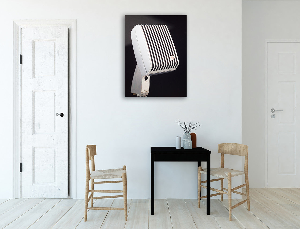Mic Univox Wall Art Print on the wall