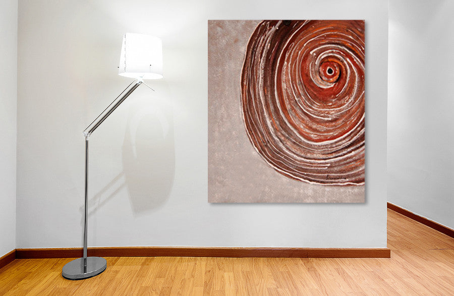 Solitary Swirl on the wall