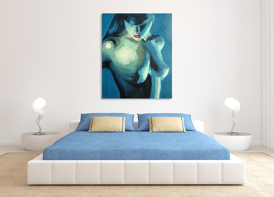 Linger on the wall