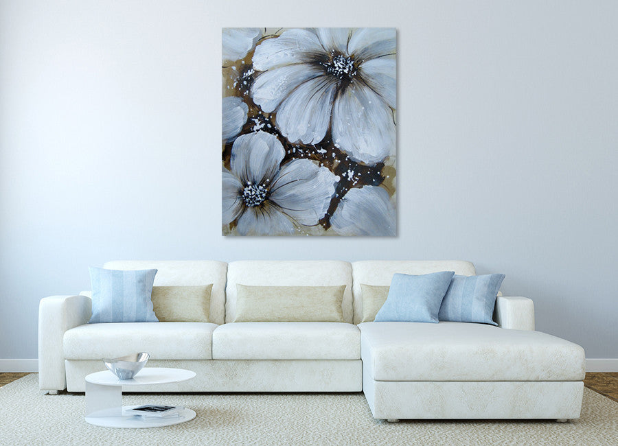 Zarah Collection 34 on the wall