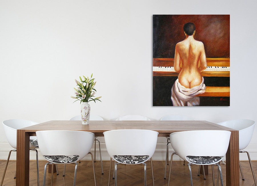The Pianist on the wall