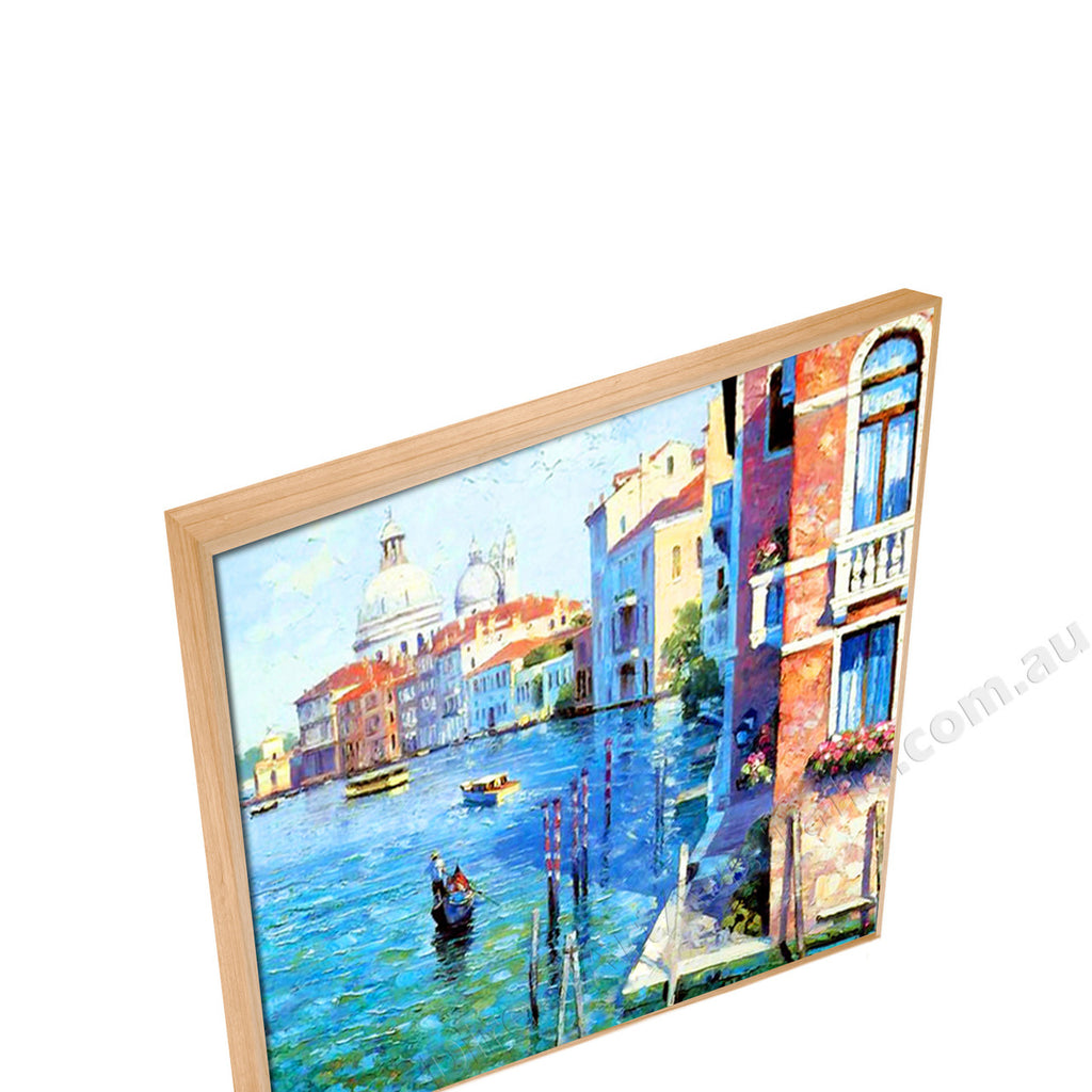 Natural Floating Frame